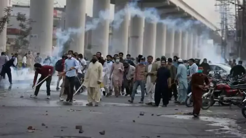 Li Pakistanê di navbera esîretan de pevçûn derket: 11 kustî hene