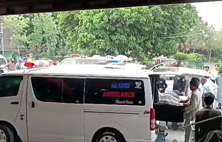 Li dijî qereqolê êrîs: 3 polîs û 3 çekdar hatin kustin