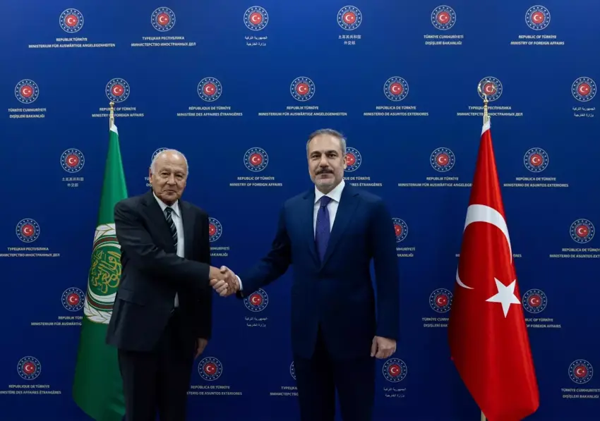 Hakan Fidan'dan ile  Arap Birligi Genel Sekreteri bir araya geldi