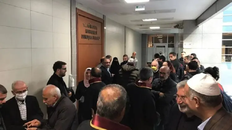 Kürtçe hutbe davasinda karar: 16 kisiye hapis cezasi!