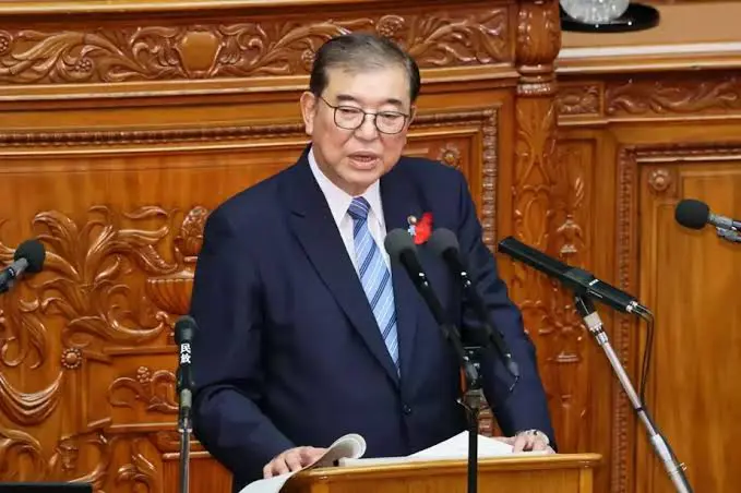 Japonya Basbakani, erken seçim öncesi Meclisi feshetti