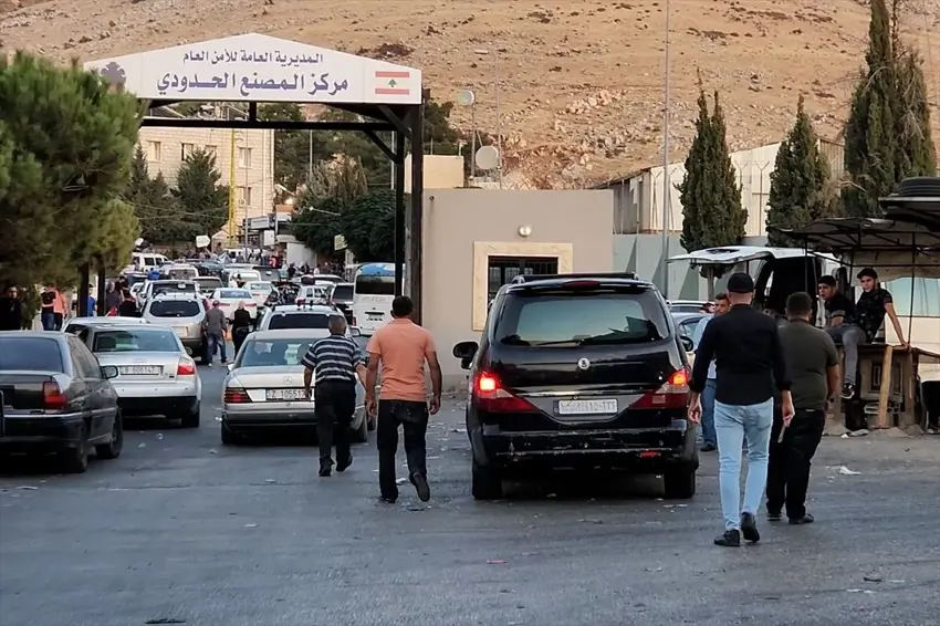 Îsraîlê deriyê navbera Sûriye-Lubnanê bombebaran kir