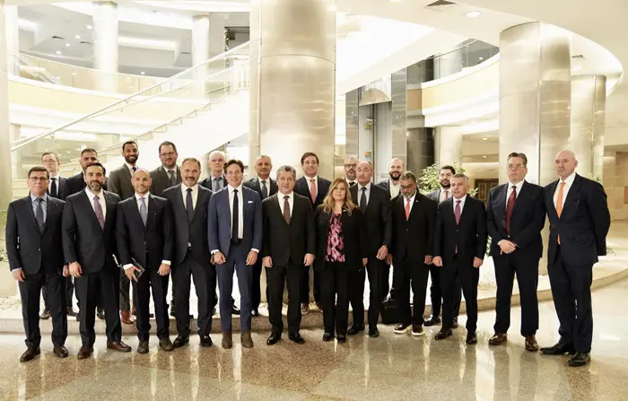 سەرۆکی حکوومەت پێشوازی لە شاندێکی ئەنجوومەنی بازرگانی ئەمریکا ـــ کوردستان کرد