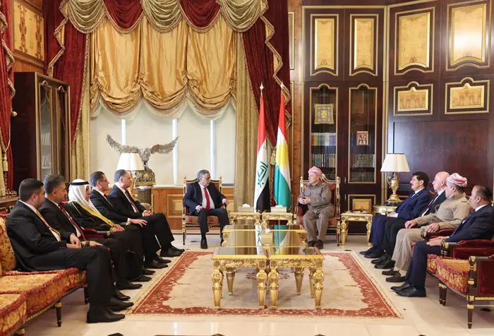 سەرۆك بارزانی پێشوازی لە شاندێكی هاوپەیمانییەتی یەكگرتووی ئەنبار کرد