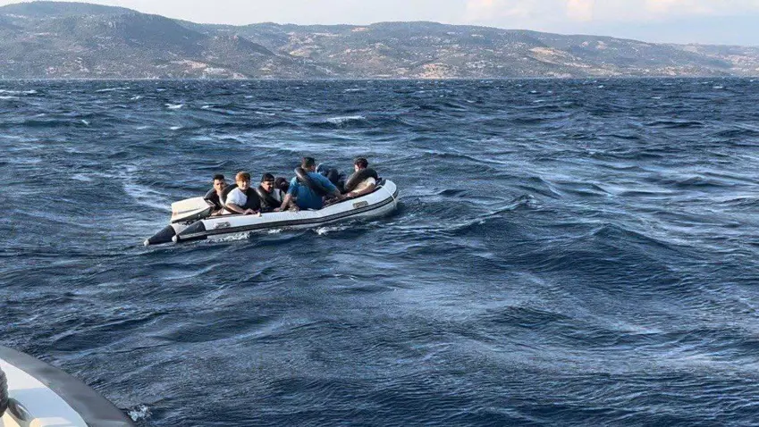 Mugla açiklarinda 28 göçmen yakalandi!