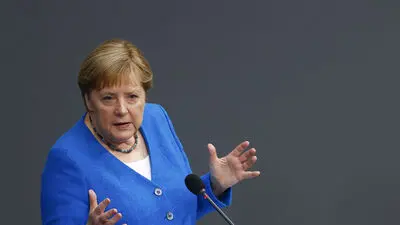 Eski Almanya Basbakani Merkel'den 'Trump' açiklamasi