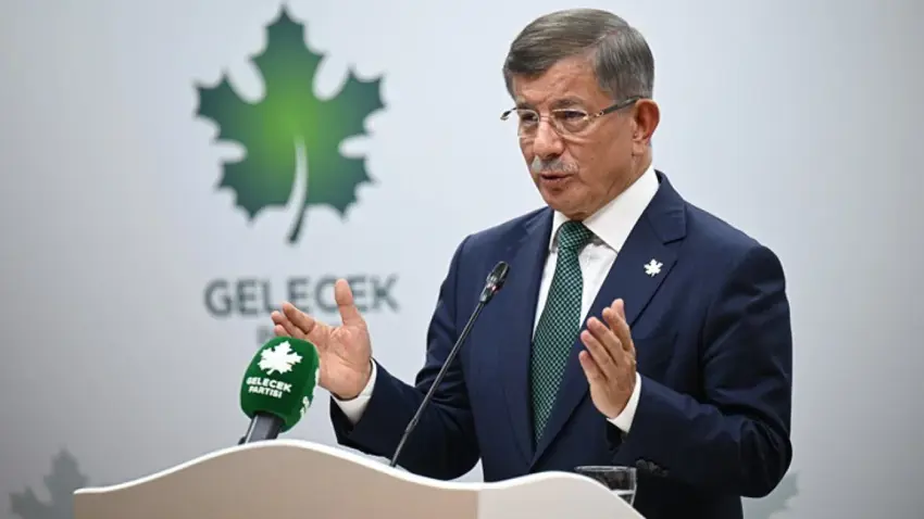 Davutoglu’ndan 'kayyum' tepkisi: Siz ne yapmak istiyorsunuz Allah askina?
