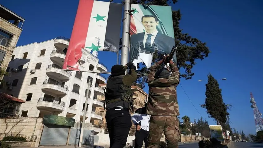 هێرشی تووندی ڕۆژنامەی کەیهانی سەر بە ڕابەری ئێران بۆ سەر پزیشکیان؛ داڕمانی ئەسەد لە ئەنجامی سیاسەتی "دوژمنەکانی لێبوردەیی" بوو.