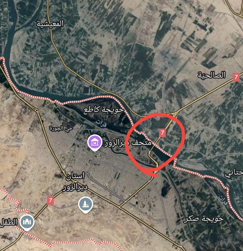 فڕۆکە جەنگییەکانی ئەمریکا، تاکە پردی نێوان هەردوو بەری شاری دێرەزوور-یان خاپوور کرد.