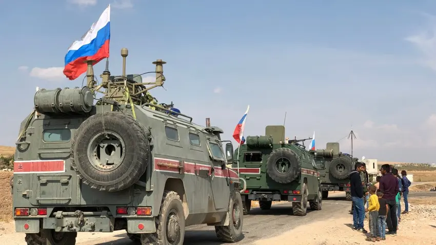 Rûsya ji xeta sînorê navbera Rojava û Bakurê Kurdistanê bi temamî vekisiya