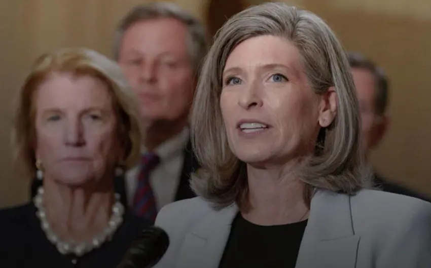 کاردانەوەی سیناتۆری کۆمارییەکان بەرامبەر بە کوشتنی بارمتەیەكی ئەمریكی لە لایەن گرووپی حەماسەوە