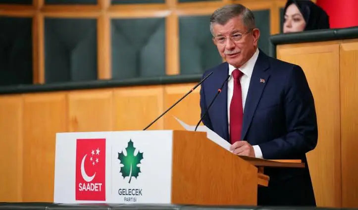 Davutoglu'ndan Suriye çikisi: Kürtleri dislamamak lazim!