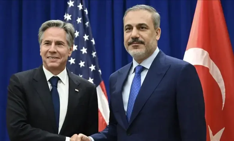 Wezîrê Karên Derve yê Tirk, Hakan Fîdan bi hevtayê xwe yê amerîkî Blinken re bi telefonê axivî
