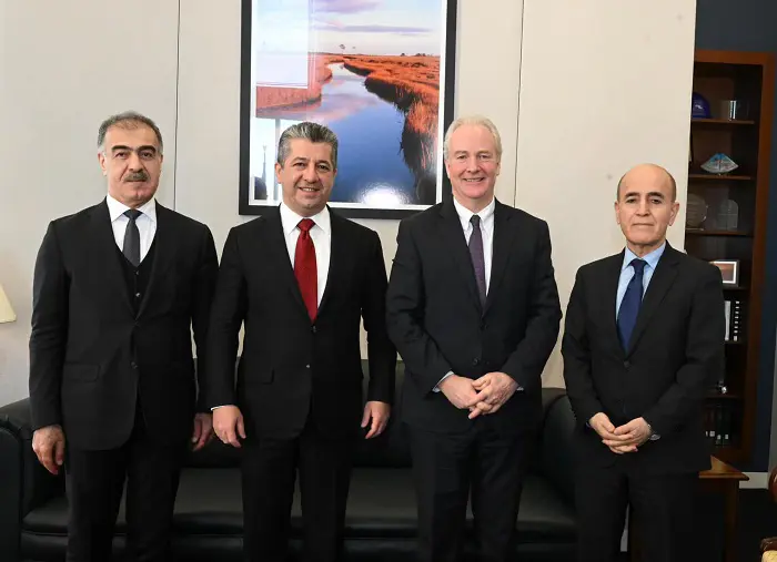 سەرۆكی حكوومەتی هەرێم لەگەڵ سیناتۆر كریس ڤان هۆڵن كۆ بووەوە