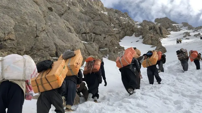 لە رۆژهەڵاتی كوردستان 4 كۆڵبەر بوونە قوربانی