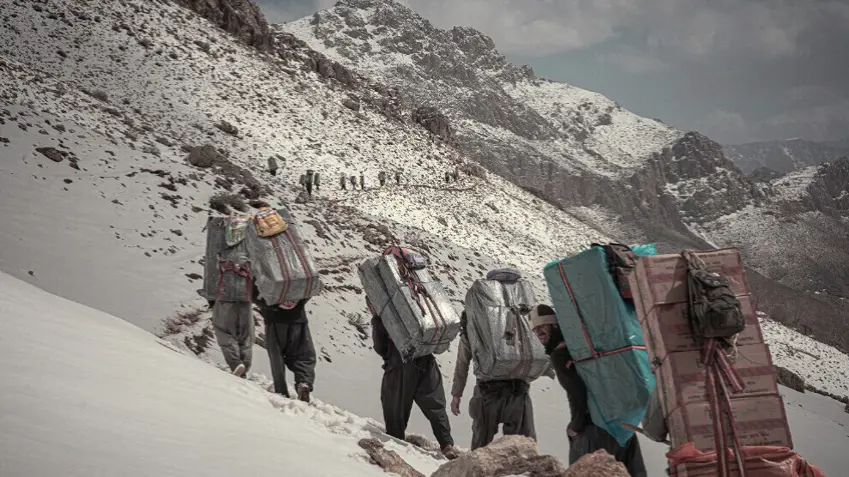 سێ کۆڵبەری دیکە لە سنوورەکانی کوردستان بریندار کران