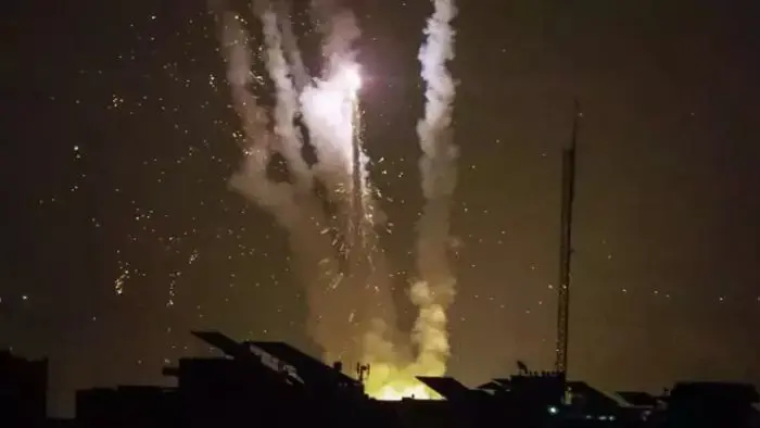 Lübnan’dan Israil’e 30’a yakin roket firlatildi!