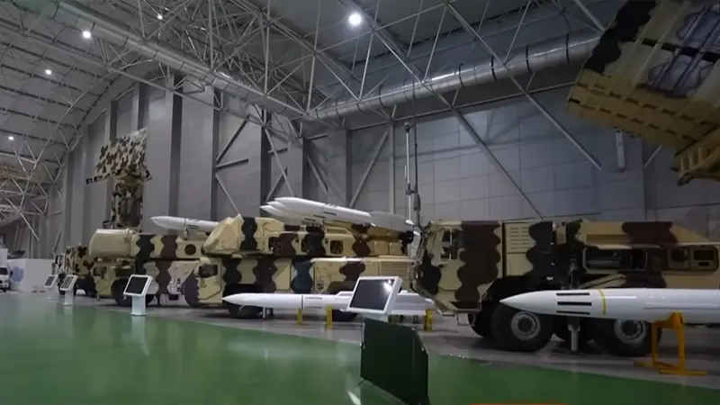 بلۆمبێرگ: ئێران لە چەند رۆژی داھاتوودا ھێرشی مووشەکی دژی ئیسرائیل ئەنجامدەدات