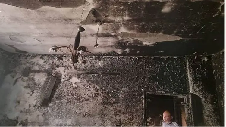 Rojava: Silahli kisiler ENKS ofislerini ile Kürdistan Bayragini yakti!