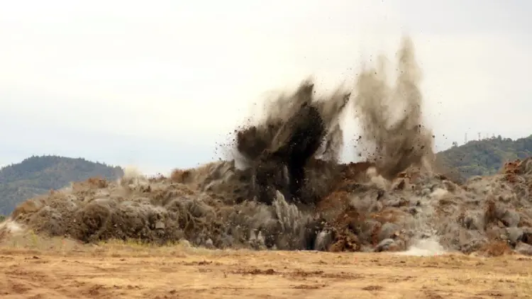 Di teqîna mayînê de 7 zarokan can da