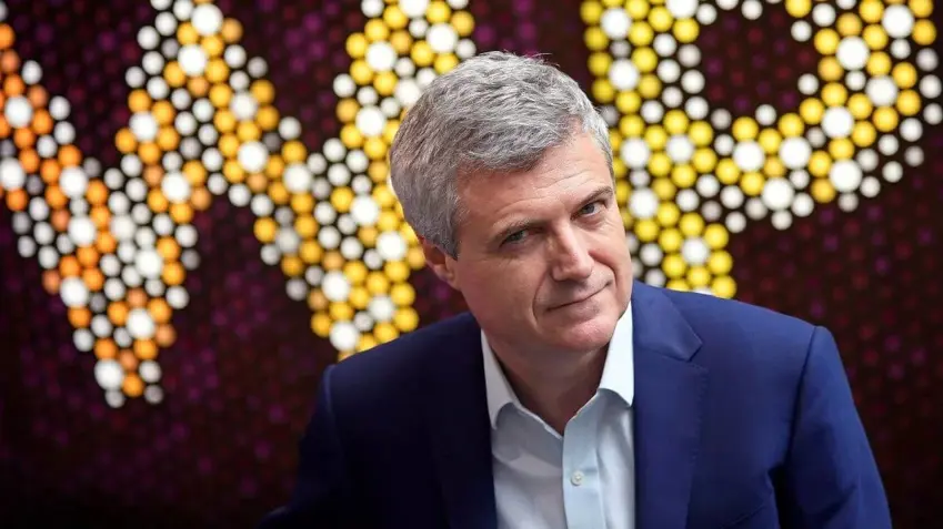 شکستی ناسەرکەوتووانەی فێڵکردن لە بەڕێوبەری جێبەجێکاری گەورەترین کۆمپانیای ڕیکلامی جیهان بە زیرەکی دەستکرد