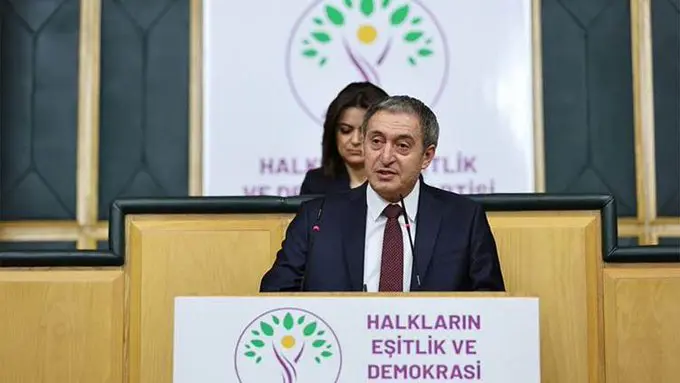 Tuncer Bakirhan: Rêya çareseriyê naskirina statuya gelê Kurd e