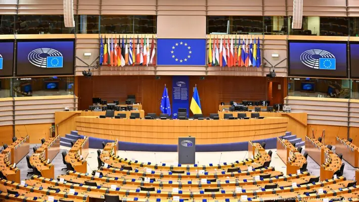 یەکێتی ئەوروپا وەزیری بەرگریی ئێران و فەرماندەی سوپای قودسی خستە لیستی گەمارۆکانەوە