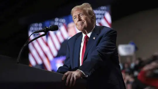 ترامپ : قسەی نابەرپرسانە و ئیستفزازی بایدن هۆکاری شەڕی ئۆکراین ە