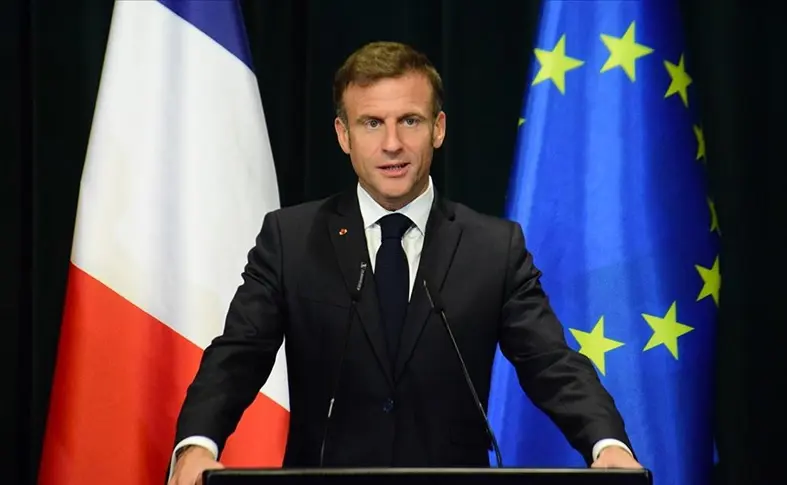 Macron parlamentê hilwesand: Li Fransayê hilbijartinên pêswext