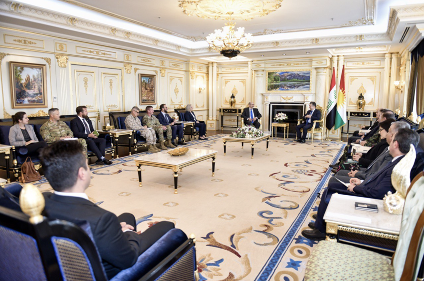 Mesrûr Barzanî bi sanda bilind a Amerîkî re civiya