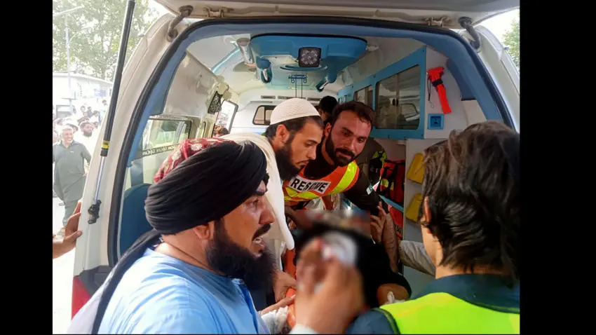 تەقینەوەی بۆمبێک لە باکووری ڕۆژئاوای پاکستان لانیکەم دوو کوژراو و هەشت برینداری لێکەوتەوە.