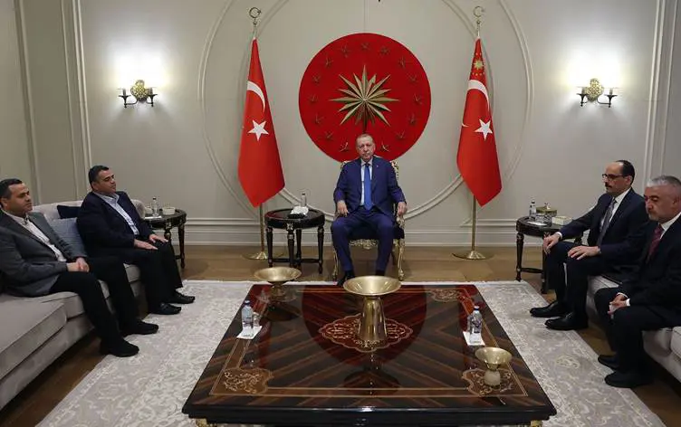 Erdogan, Ismail Haniye'nin ogullarini kabul etti