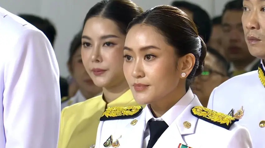 Henüz 37 yasinda! Yeni Basbakan görevine basladi!