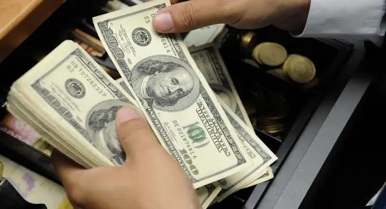 Dolar, tüm zamanlarin rekorunu kirdi!