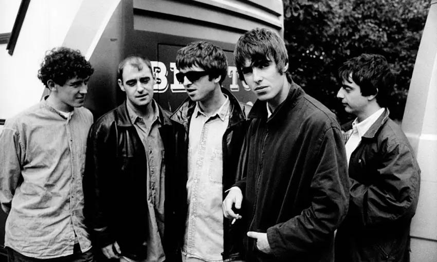 Koma rockê Oasis bi turneya cîhanê dîsa vedigere