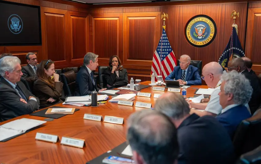 Pistî êrîsa li ser baregeha Eyn Esed, Biden û Harris bi tîma ewlekariya netewî re civiyan: Em ê bersivê bidin