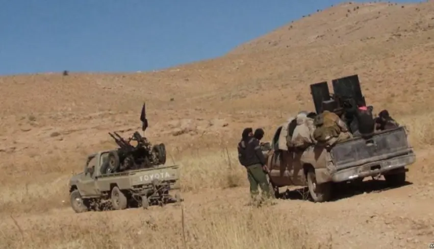 SOHR: Di êrîsên hefteyekê yên DAISê de 20 kes hatin kustin