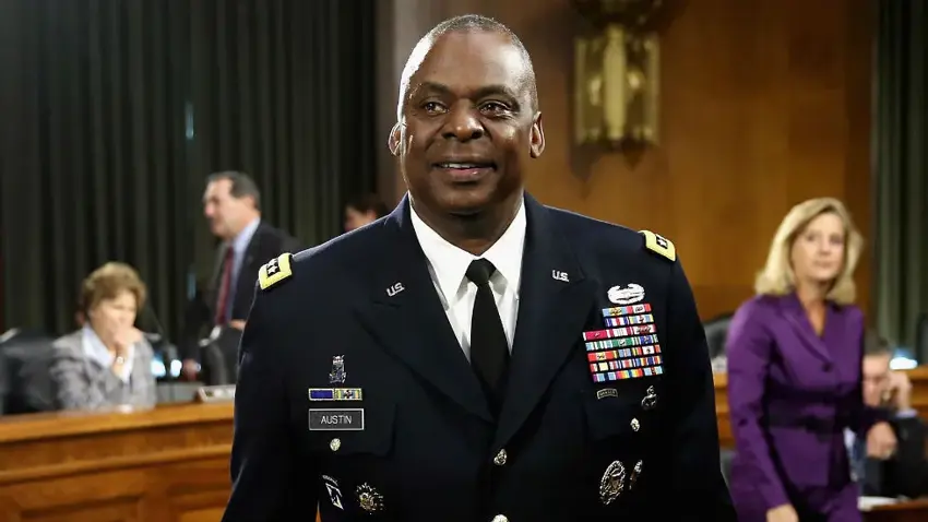 Seredana wezîrê bergiriyê yê DYAyê Lloyd Austin hat pasdexistin