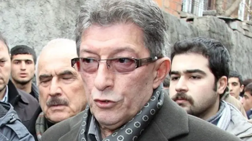 Lawê Apê Mûsa Anter Anter di salvegera kustina bavê xwe de koça dawî kir