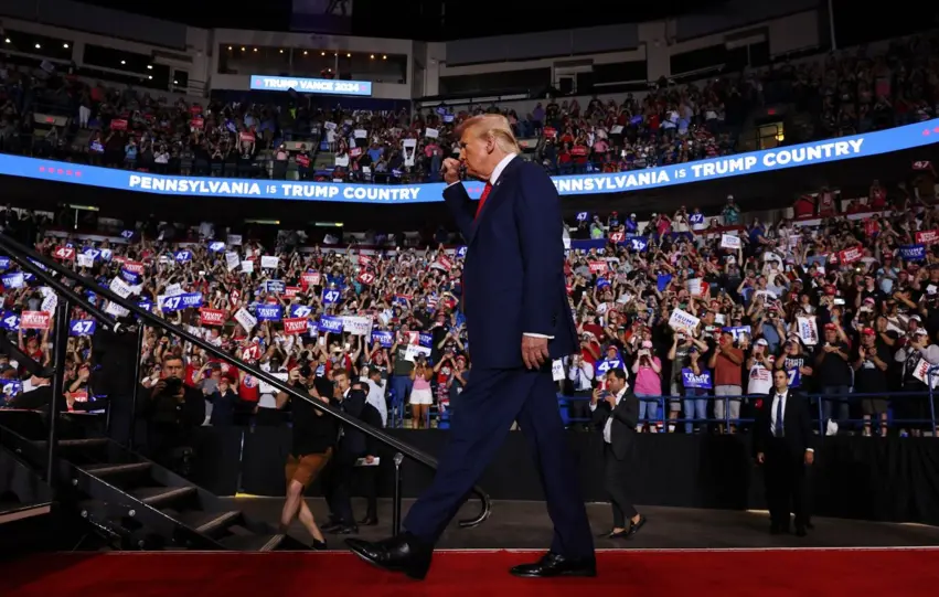 Trump: Zelenskiy mezintirîn bazirganê dîrokê ye, her cara tê DYAyê bi 60 milyar dolarî vedigere