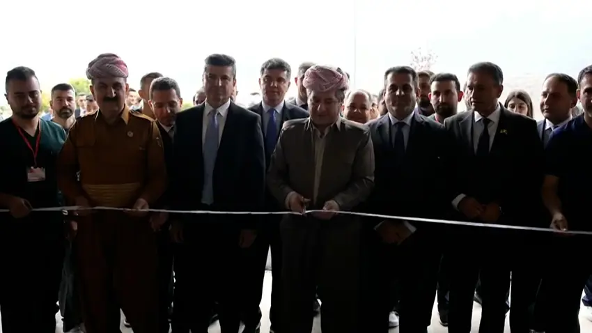 Mesrur Barzani, Amedi yeni bir hastanenin açilisini yapti