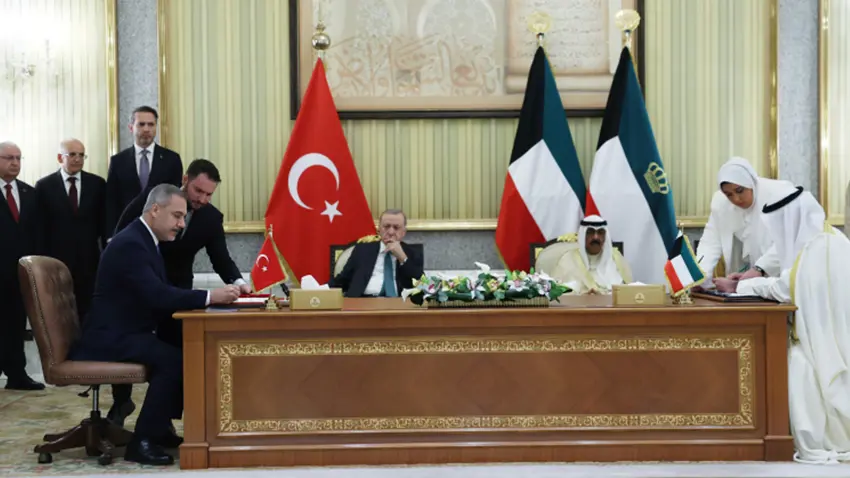 Türkiye ile Kuveyt arasinda 4 anlasma imzalandi