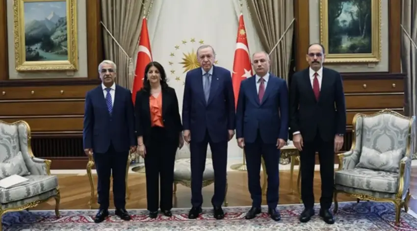 Sanda Îmraliyê ya DEM Partiyê wê bi Erdogan re bicive