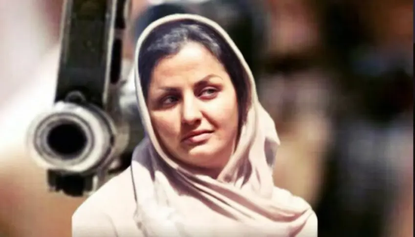 Jina Kurd bi gulebarana hêzên Îranê hate kustin