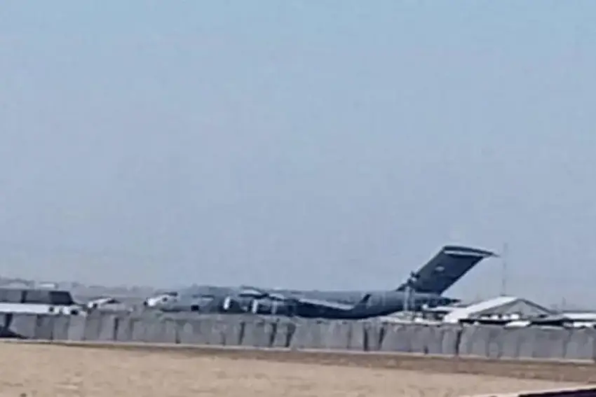 Amerîka sîlih û IHAyan sand baregehên xwe yên li Rojavayê Kurdistanê