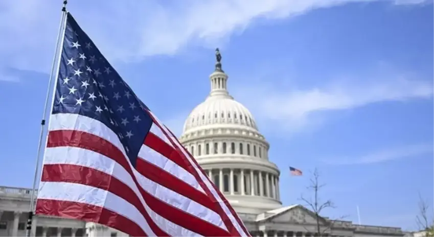 ABD'de federal hükümet yeniden açıldı