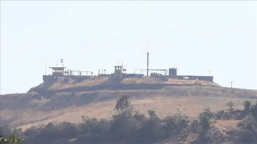 İsrail Suriye sınırı çevresinde ilerliyor