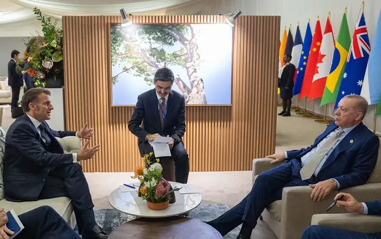 Erdogan û Macron civiyan