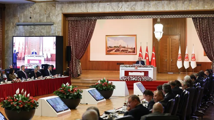 Komisyon İmralı görüşmesi gündemiyle yarın toplanacak