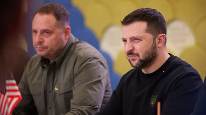 Sêwirmendê payebilind ê Zelenskî îstifa kir